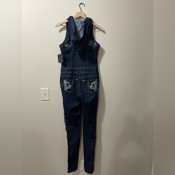 NWT Dereon Y2K Hooded Embroidered Jeweled Denim Jumpsuit Size Medium - Picture 6 of 11